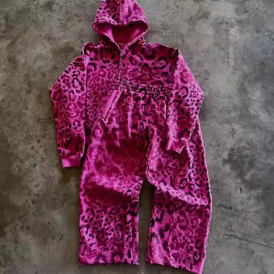 Costumes de sport sur mesure français Terry L'impression léopard Fermeture à glissière Sweatpants et sweat-shirt à capuche Ensemble de jogger en sac Ensemble de vêtements de rue Hommes Ensembles de 2 pièces